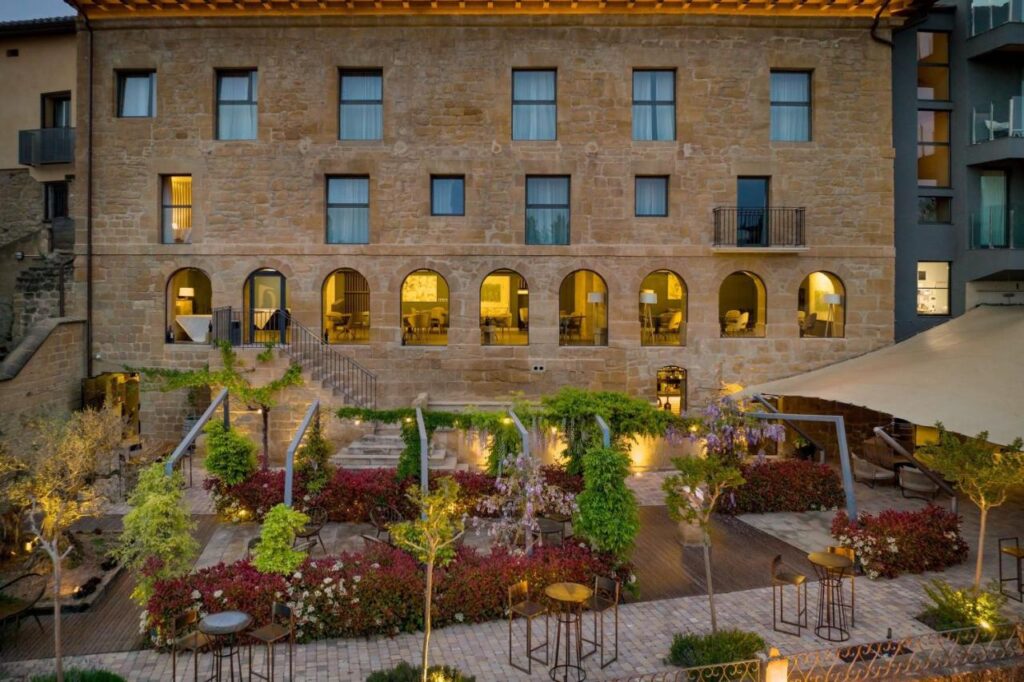 Marriott owned, Autograph hotel Palacio de Tondon in Rioja by the river